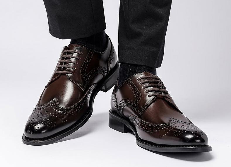 Men's Classic Wingtip Brogue Oxfords