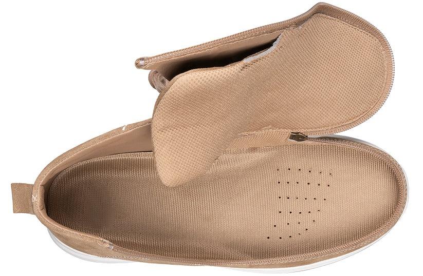 Men's Sand Suede lookitfit Comfort Chukkas